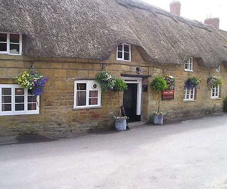 Hotel The Masons Arms à Yeovil Extérieur photo